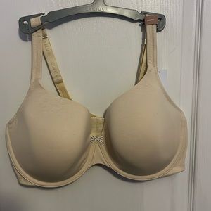 Cacique Lightly Lined Tshirt Bra